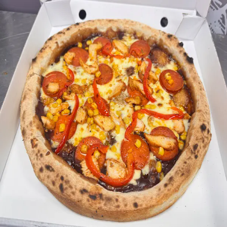 Turn Up The Base Pizza 