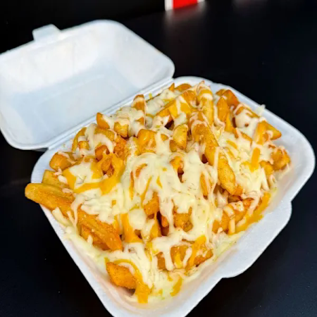 Large Vinnies Cheesy Peri Fries 